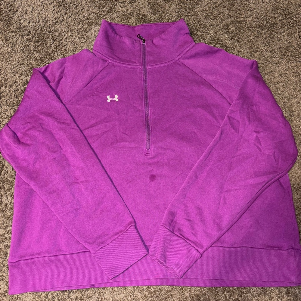 Women’s under armor 1/4 zip jacket, size 2xl